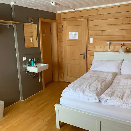 Berghaus Niederhorn Hotel 2*