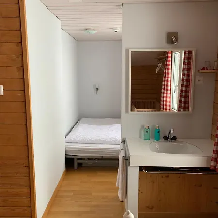 Berghaus Niederhorn Hotel *