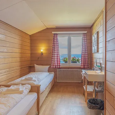 Hotel Berghaus Niederhorn 2*