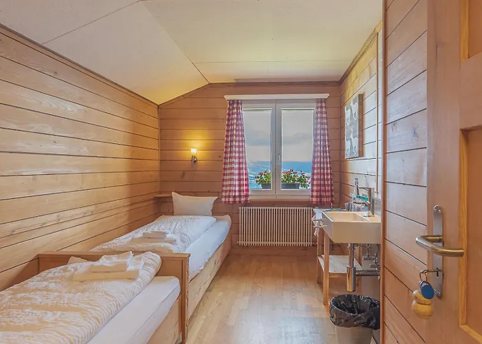 Hotel Berghaus Niederhorn 2*