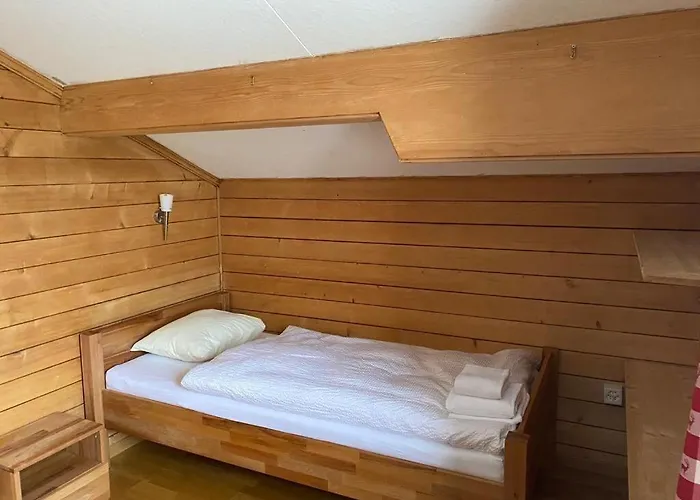 Hotel Berghaus Niederhorn 2*