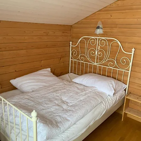 Berghaus Niederhorn Hotel 2*