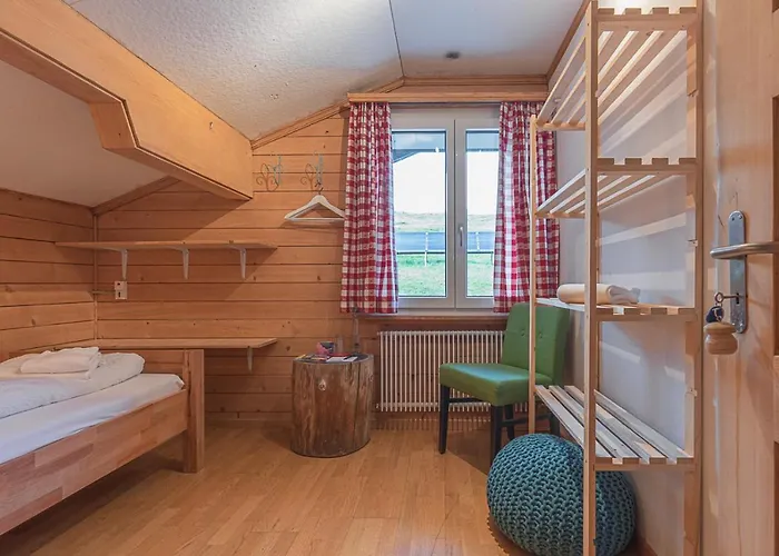 Berghaus Niederhorn Szálloda